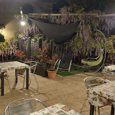 La Locanda dei Cavalieri Affittacamere Lugagnano Val d'Arda Esterno foto