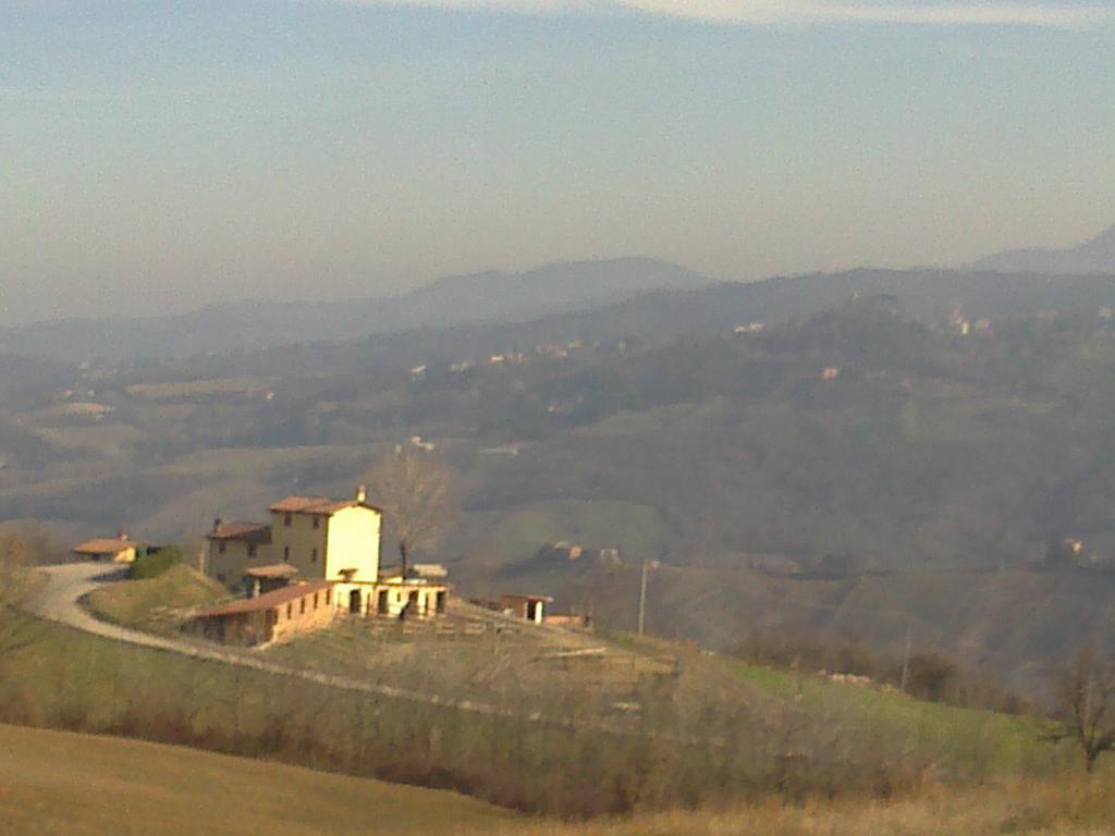 La Locanda dei Cavalieri Affittacamere Lugagnano Val d'Arda Esterno foto