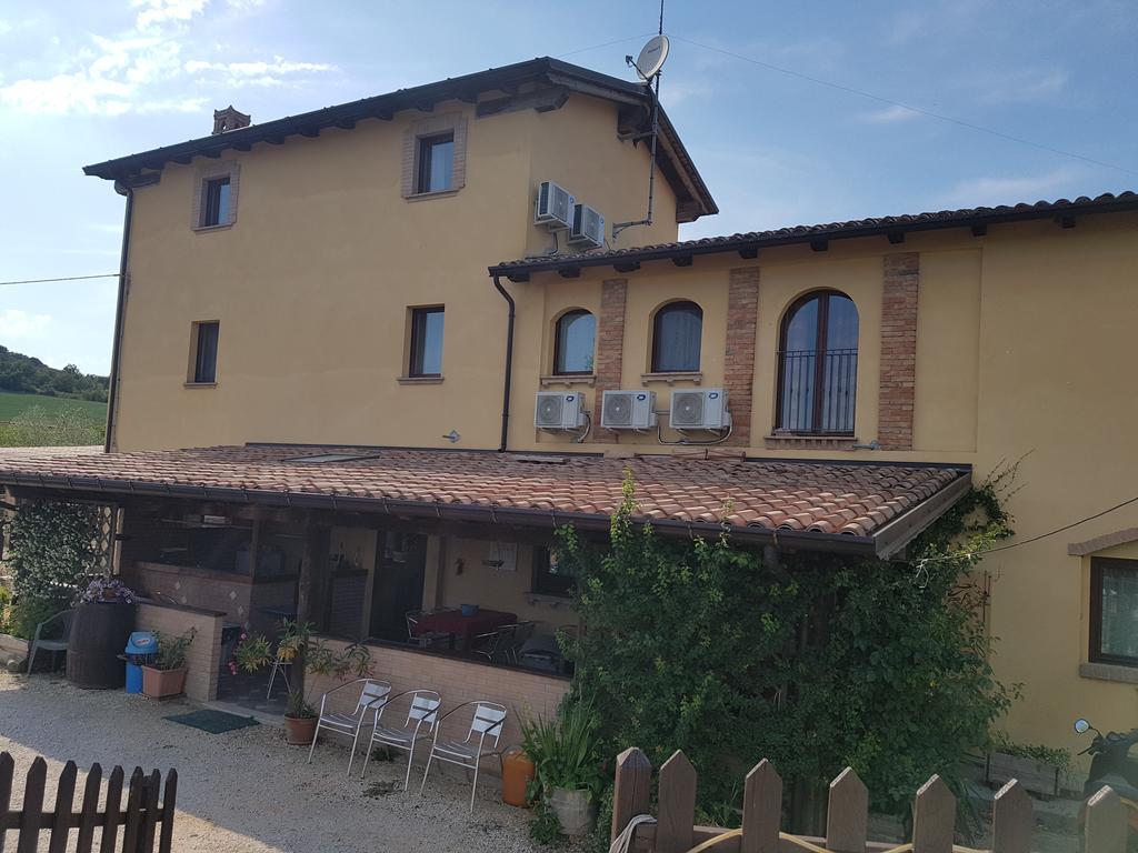 La Locanda dei Cavalieri Affittacamere Lugagnano Val d'Arda Esterno foto