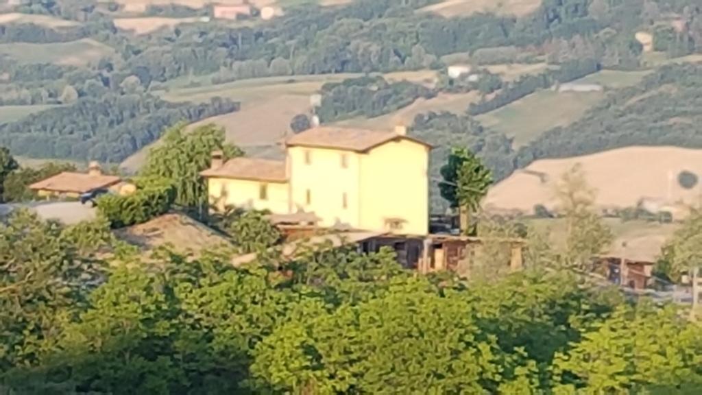 La Locanda dei Cavalieri Affittacamere Lugagnano Val d'Arda Esterno foto